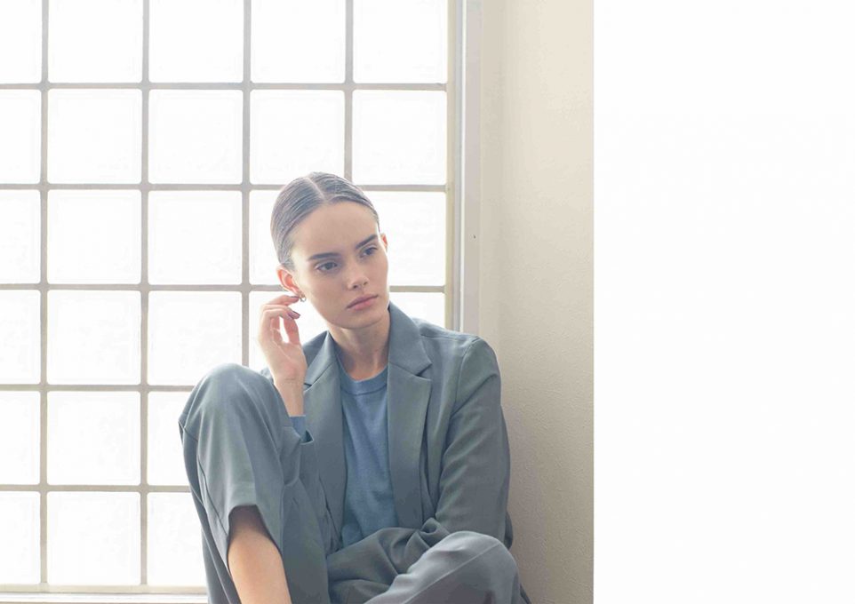 LIFE WITH FLOWERS.(ライフウィズフラワーズ) 2024 AW | SEASON VISUAL  